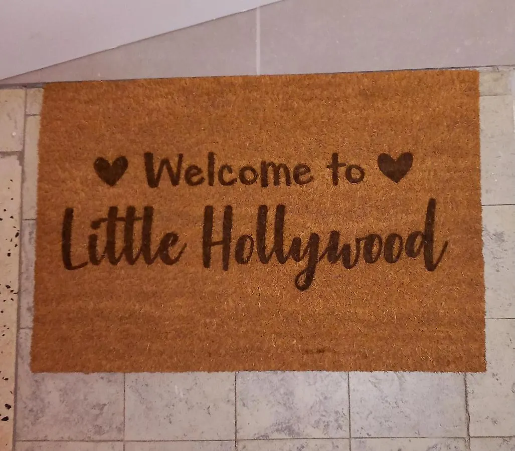 Little Hollywood Apartment Ostend 0*,